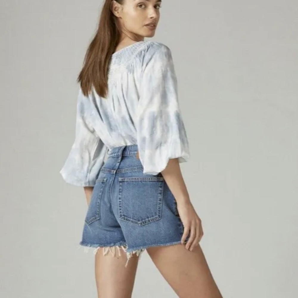 NWT Lucky Brand Button Fly High Rise Mom Denim Jean Short Womens 6
